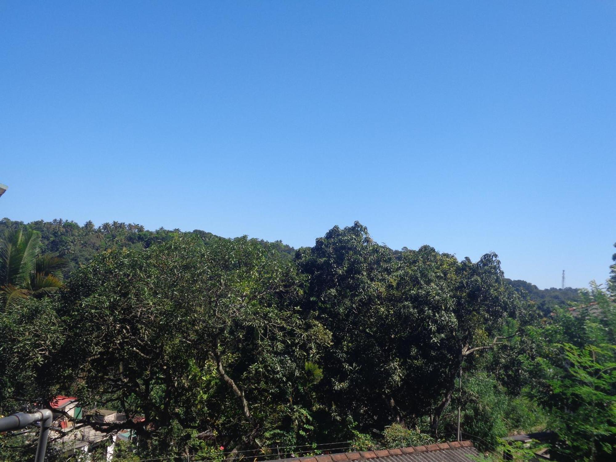 White Lodge Kandy Bagian luar foto